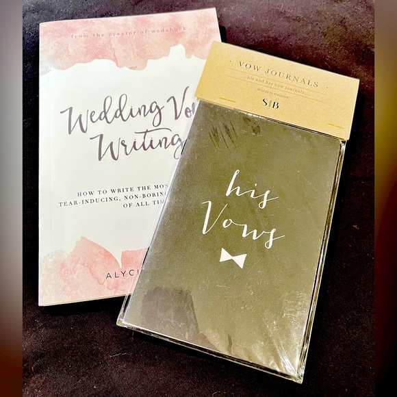 Guide Book for Writing Wedding Vows paired with His & Hers Vow Booklets 💒💍✨💗 - Picture 2 of 5